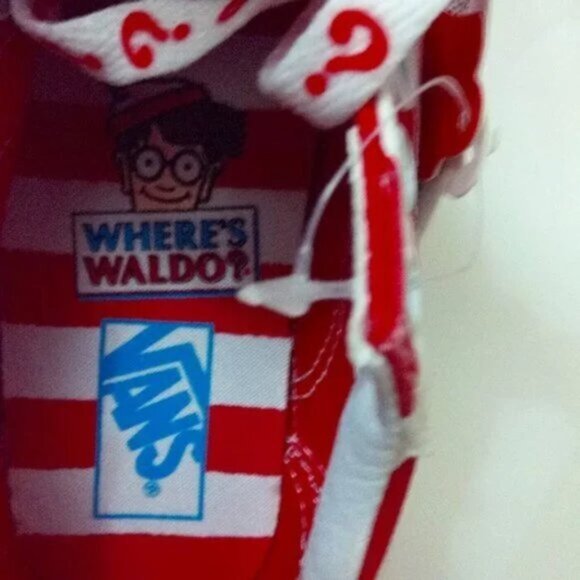 New Vans Old Skool Where's Waldo Red White Stripe Low Top Skate Sneaker Size 12K - Picture 8 of 13